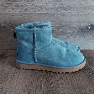 UGG Classic Mini II Boot Size 6